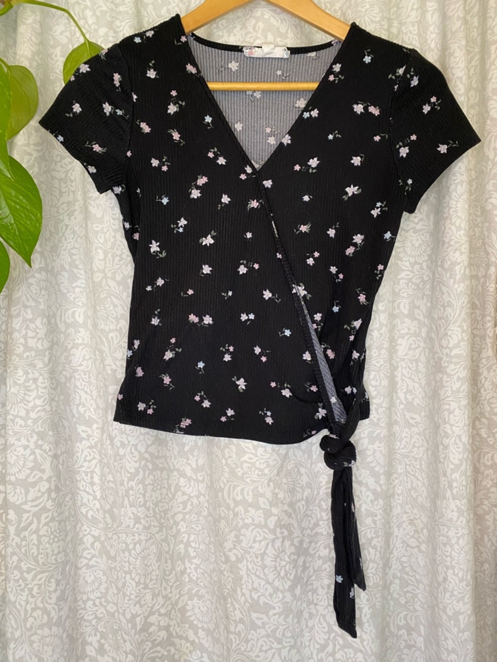 Pink Rose Black Floral Wrap Short Sleeve Top